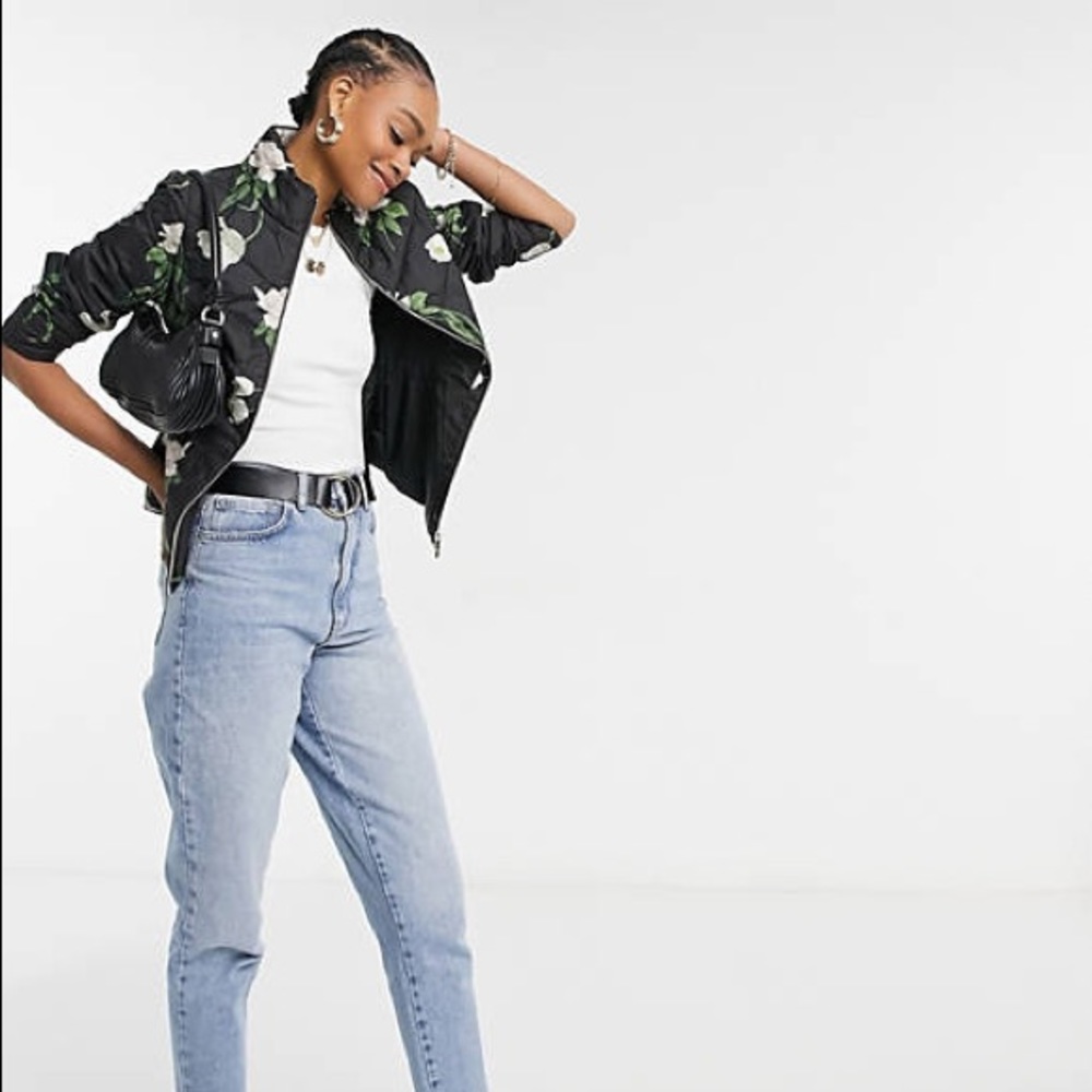 Ted Baker ADAENA
Elderflower padded packaway jacket